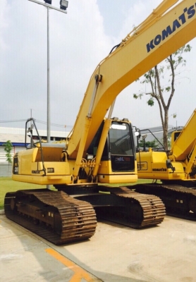 ขายด่วน!! KOMATSU PC200-8 สภาพสวยค่ะ