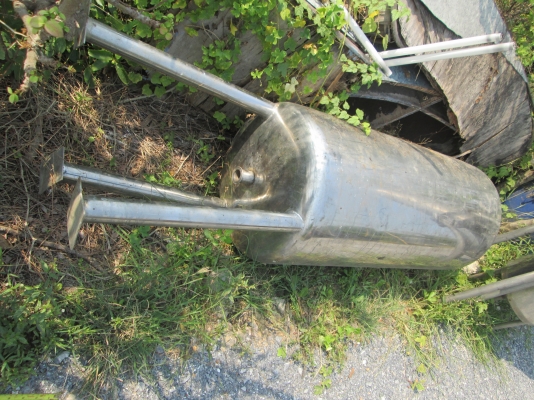 ถังเก็บน้ำ ถังเก็บ ถังบรรจุ ถังสแตนเลส  ถังเก็บวัตถุดิบสูง 62 cm X 126 cm