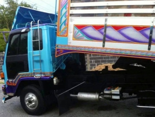 ISUZU ROCKY 175 HP 6BG1 หกล้อดั๊มพ์ กระบะดั๊มมิเนียมคอกเกษตร 8 ตันความยาว 4.80 เมตรสวยจัดพร้อมบรรทุกหนักได้เลย เครื่องแน่นแรงดีแห้งดีไม่มีเยิ้ม ภายในห้องเก๋งคอนโซลสวยครบ แอร์เย็น พวงมาลัยเพาเวอร์ ระบบเบรคทริ๊ปฟี้ครบครัน ช่วงล่างใหญ่คัชซีไม่มีบวม ยาง 8.25