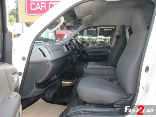TOYOTA HIACE 2.5 D4D COMMUTER หลังคาสูง MT | 2012 | ราคา 810,000 บาท โทร0922726669 TOYOTA HIACE 2.5 D4D COMMUTER หลังคาสูง MT | 2012 | ราคา 810,000 บาท โทร0922726669