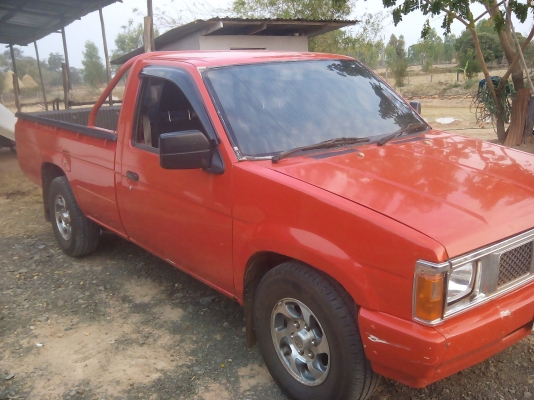 รถกะบะNISSAN BIG M 2.5 พ เพาร์เวอร์รถสวย ประหยัดน้ำมันน่าใช้มาก มัดจำแล้วไม่มารับรถ  ถือโอกาสลดราคาครับ 69000 บาทครับ