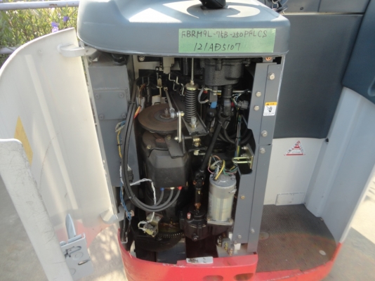 ขายรถไฟฟ้ายืนขับ nichiyu ขนาด 900 kg รุ่น 75 อุปกรณ์ครบพร้อมตู้ชาร์จ