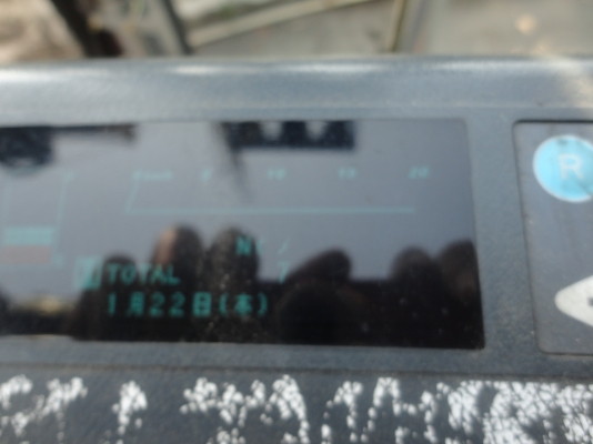 ขายรถไฟฟ้ายืนขับ nichiyu ขนาด 900 kg รุ่น 75 อุปกรณ์ครบพร้อมตู้ชาร์จ