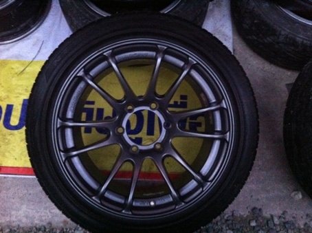 ขายล้อแมกซ์ 1 ชุด Cosmis RZ1 17" กว้าง 9 นิ้ว 6/139 พร้อมยาง 235/45 ยางปี 2312 ยางสวยแมกดี ไม่มีซ่อมใช้ได้อีกยาวครับ