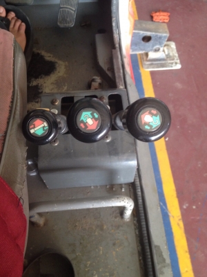 ขาย TADANO ROUGH TERRAIN CRANE MODEL : TR100M-1