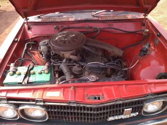 ขาย DATSUN 620  4ข ไฟท้ายนอน หน้าแว่น