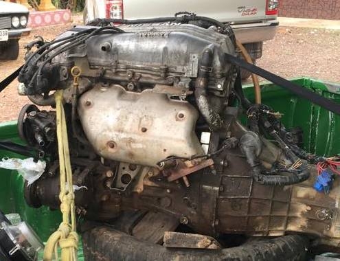 ขายเครื่องsr20หลังหัก พร้อมเกียร์ธรรมดา