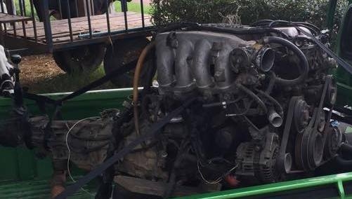 ขายเครื่องsr20หลังหัก พร้อมเกียร์ธรรมดา