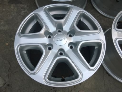 แม็กกระบะ 6รู 4WDขอบ 15/17 RANGER BT50Pro Navara Lenso