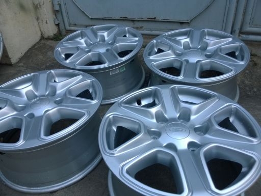 แม็กกระบะ 6รู 4WDขอบ 15/17 RANGER BT50Pro Navara Lenso