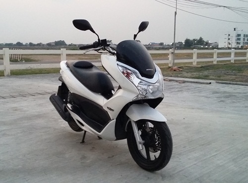 ขาย,HONDA PCX 125 i สีขาวสิ้นปี54 สภาพเดิม 45,000