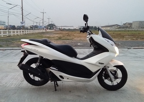 ขาย,HONDA PCX 125 i สีขาวสิ้นปี54 สภาพเดิม 45,000 ขาย,HONDA PCX 125 i สีขาวสิ้นปี54 สภาพเดิม 45,000