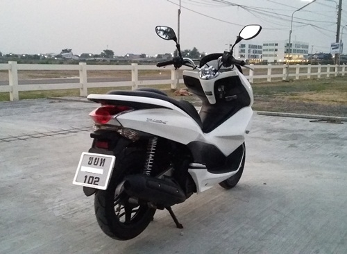 ขาย,HONDA PCX 125 i สีขาวสิ้นปี54 สภาพเดิม 45,000 ขาย,HONDA PCX 125 i สีขาวสิ้นปี54 สภาพเดิม 45,000