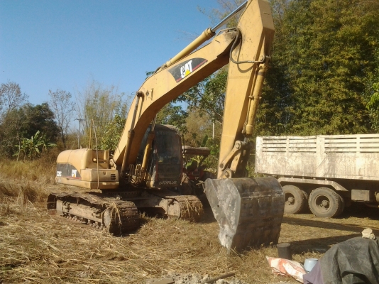 CAT  320 Cเล่มทะเบียนพร้อม12000ชั่วโมง