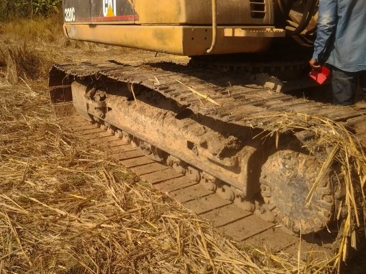 CAT  320 Cเล่มทะเบียนพร้อม12000ชั่วโมง