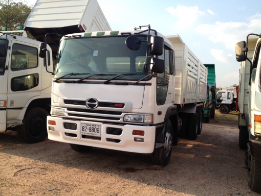ขายค่ะ HINO PROFIA เครื่อง P11C 320 แรงม้า ระบบน้ำมัน รถทำใหม่ทั้งคัน กระบะดั้มพ์ดิน ยาว 6.00 เมตร สูง 1.50 เมตร ขึ้นกระบะใหม่ ยางใหม่ ใหม่หมดค่ะ ขาย พร้อมเล่มพร้อมป้าย และพร้อมใช้งานนะคะ