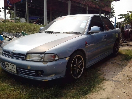 0910242919 CB4 1.6auto ปี95แก๊สน้ำมัน ภายในเต็ม รถไม่มีผุ เก็บสีอย่างเดียวจบ เครื่องดีแอร์เย็น