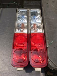 ขายไฟฟ้านิสสัน คิว ตัวขาวแดง