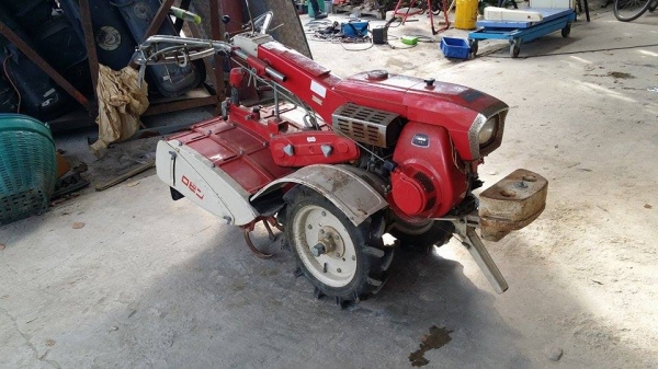 รถไถเดินตาม ROBIN รุ่น ST50 ขนาด 7 แรง  เก่าญี่ปุ่น สภาพพร้อมใช้งาน  เครื่องยนต์แรงและติดง่าย คุณภาพดี