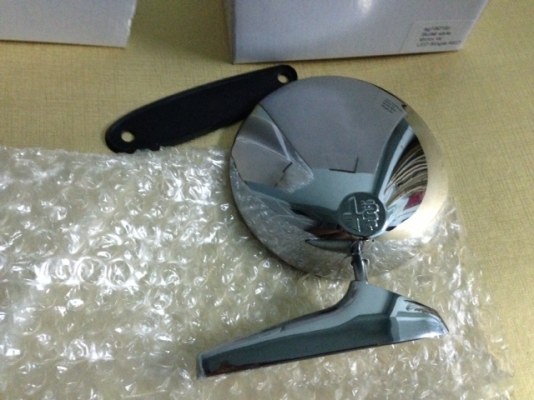 --ขายกระจกติดรถคลาสสิค หลายแบบครับ --ขายกระจกติดรถคลาสสิค หลายแบบครับ