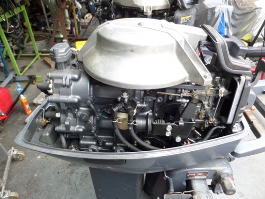 เครื่องเรือYAMAHA 25 แรง  เครื่องติดง่ายเดินดี ( หางผุ )