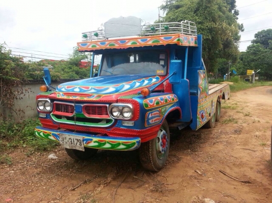 ขาย 10 ล้อ เพลาเดียว หัวยาวรถสวย เครื่อง 145 แรง เฟืองท้าย Fuso