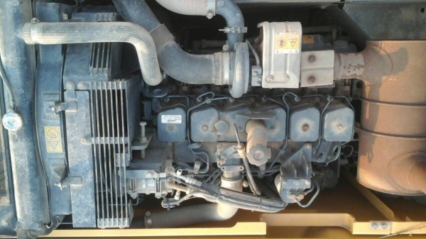 PC200-7 เล่มทะเบียน ปี*2010  ทำงาน8000 ชม นิดๆ เอวแน่นๆไม่ขยับ โซ่เต็ม ช่วงล่างสวย