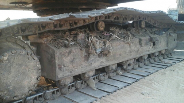 PC200-7 เล่มทะเบียน ปี*2010  ทำงาน8000 ชม นิดๆ เอวแน่นๆไม่ขยับ โซ่เต็ม ช่วงล่างสวย