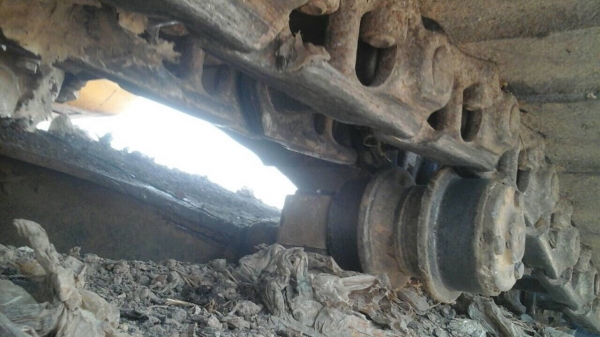 PC200-7 เล่มทะเบียน ปี*2010  ทำงาน8000 ชม นิดๆ เอวแน่นๆไม่ขยับ โซ่เต็ม ช่วงล่างสวย