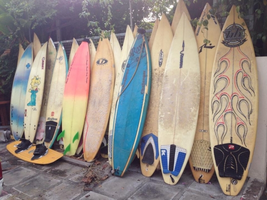 ขายกระดานโต้คลื่นครับ(SURFBOARD)มือ2