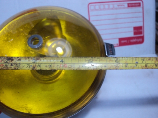 สปอร์ตไลท์ ลูกัส 1000บาทพร้อมส่ง สปอร์ตไลท์ ลูกัส 1000บาทพร้อมส่ง