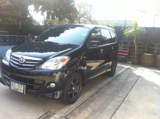 ขาย toyota avanza 2011-1.5s ขายดาวน์ 50,000