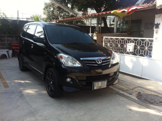 ขาย toyota avanza 2011-1.5s ขายดาวน์ 50,000