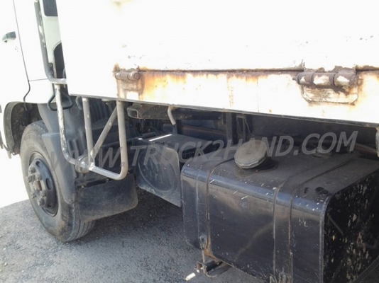 รถบรรทุก 6 ล้อดัมพ์  HINO  รุ่น FC4JERA  ปีจดทะเบียน 2548