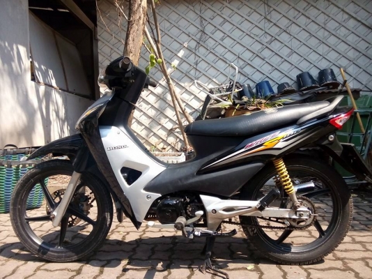 ขายถูกๆ wave100s ปี2548 รถบ้านราคาประหยัด เล่มเอกสารครบ