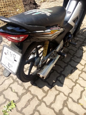 ขายถูก scoopy-iหัวฉีดปี2553รถบ้านราคาประหยัด มีเล่มครบ