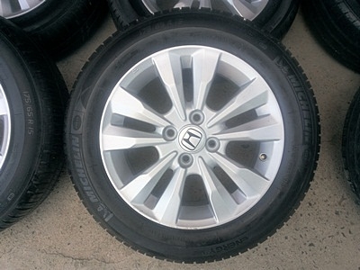 ขายล้อแม็กHONDA CITYขอบ15ยางMICHERLIN XM2 ปี 13 4 ล้อ