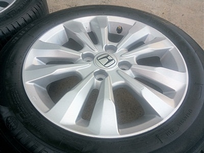 ขายล้อแม็กHONDA CITYขอบ15ยางMICHERLIN XM2 ปี 13 4 ล้อ