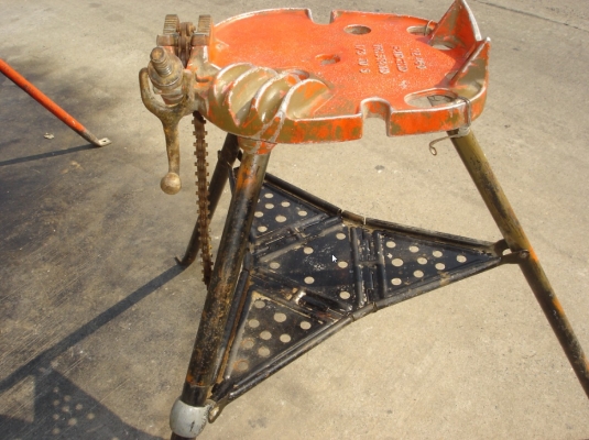 ขายปากกาจับท่อแบบโซ่พร้อมขาตั้ง, RIDGID รุ่น 460 และมีที่ดัดท่อถึง 3 ขนาด