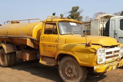 6ล้อหน้ายาวบรรทุกน้ำ ISUZU TX เครื่อง165 แรง รถใช้งานอยู่ มีเล่มทะเบียน แต่ไม่มีชุดโอน...