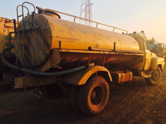 6ล้อหน้ายาวบรรทุกน้ำ ISUZU TX เครื่อง165 แรง รถใช้งานอยู่ มีเล่มทะเบียน แต่ไม่มีชุดโอน...