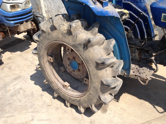 แทรคเตอร์ อิเซกิ TS2510 แทรคเตอร์ อิเซกิ TS2510