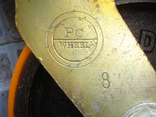 ขายล้อนั่งร้าน ยูริเทนขนาด8นิ้ว pc.wheel มีเบรคทั้4ล้อพร้อมใช้งานเลย