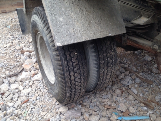 รถปะกอบโม่ปูน6ล้อพร้อมใช่งาน ไม่มีทะเบียน มีแอร รถสวยมาก