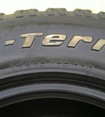 ขายBF All 265/75R16 ครับ