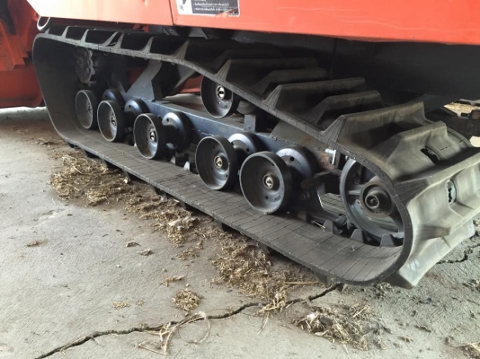 ขายรถเกี่ยวนวดข้าว DC 60 Plus สภาพเดิมๆ สวยๆ ขายรถเกี่ยวนวดข้าว DC 60 Plus สภาพเดิมๆ สวยๆ