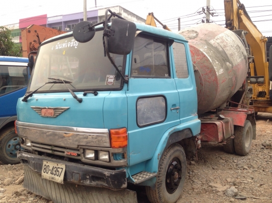 รถโม่ปูน4คิว6ล้อพร้อมใช้ มีทะเบียน เครื่อง HO 6Cเทอร์โบ