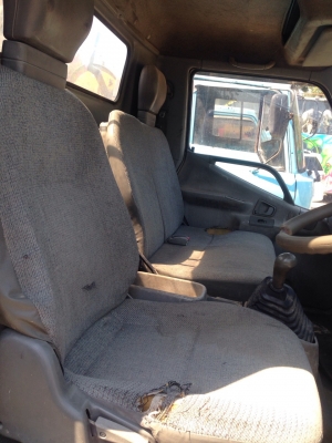 รถปะกอบ6ล้อยาว7เมรตติดเคน2ตันเครื่องอีสุ6สูบ มีทะเบียน