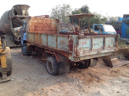 รถปะกอบ6ล้อด้ำ มีทะเบียน