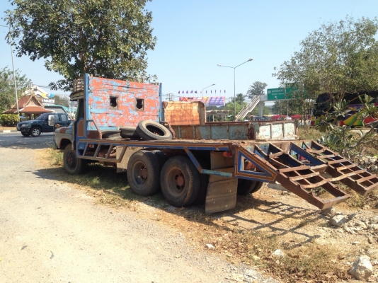 รถ10ล้อหัวยาวเทนเลอร์ เครื่องอีสุ6BD1พวงมารัยเพาเวอร์เฟืองท้ายมิดซูเบรกใหย่ มีทะเบียน